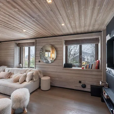 Chalet Luxueux 6 Avec Jacuzzi Et Home-cinema A Megeve, Proche Centre - Fr-1-569-93